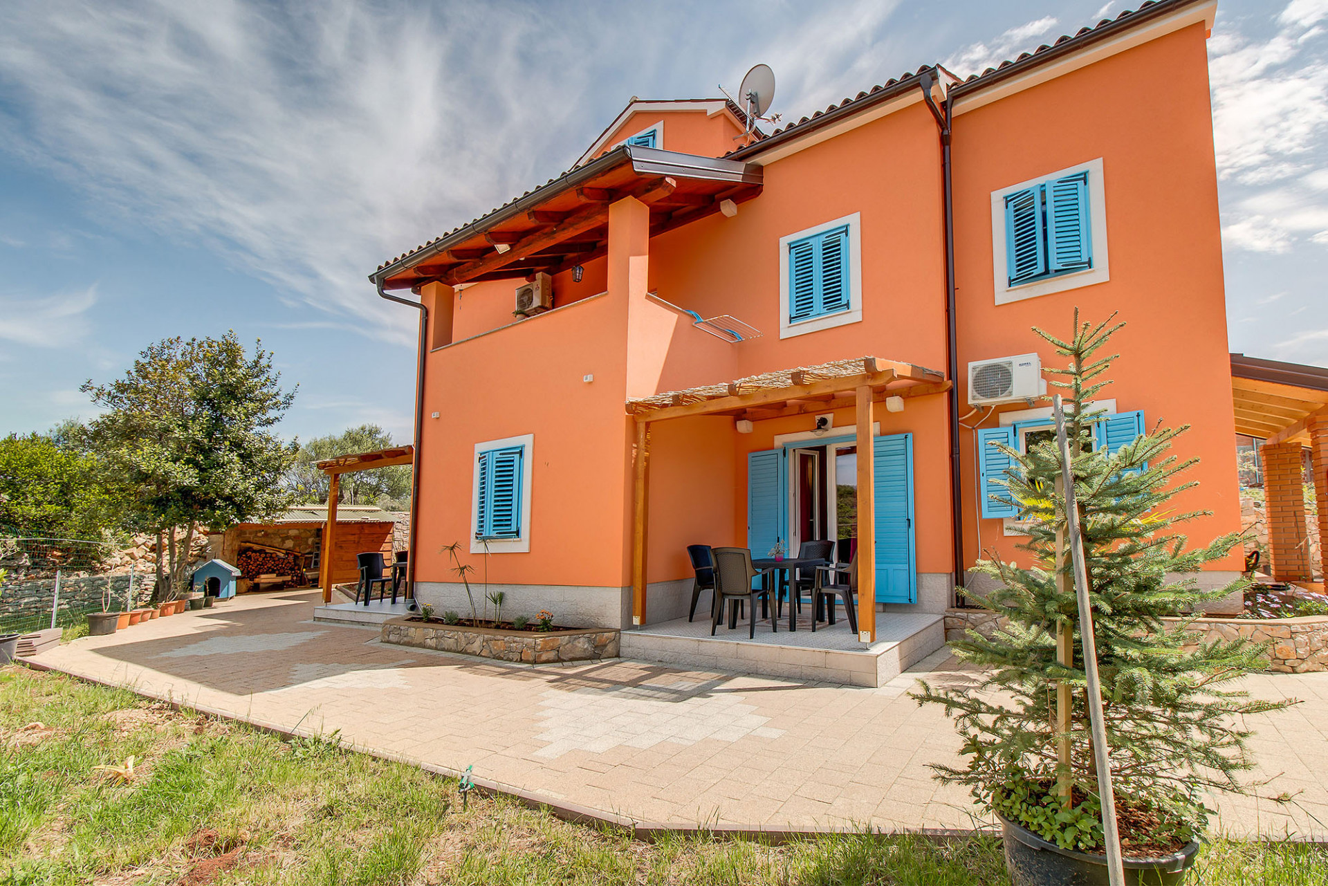 Enjoy your island holiday - Relax in a beautiful villa near the sea, Apartments Casper Veli Lo&scaron;inj